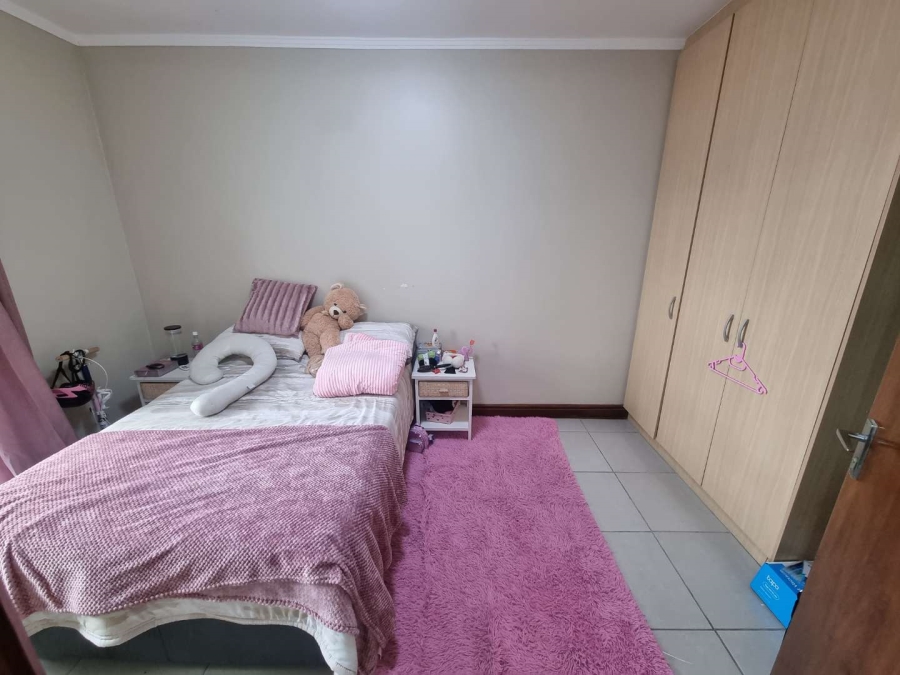 2 Bedroom Property for Sale in Table View Western Cape